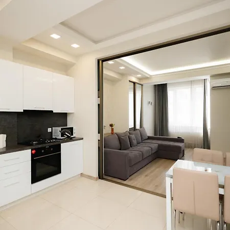 Sky House Main Street * Κισινάου